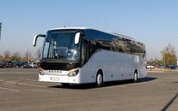 Bus vs Train for Corporate Events