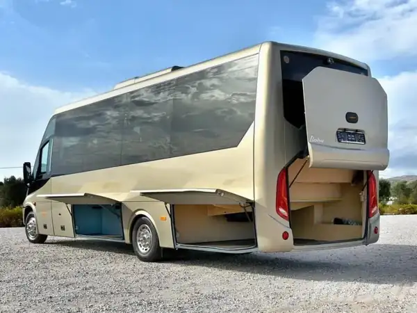 Iveco Midibus 29+1 photo 3