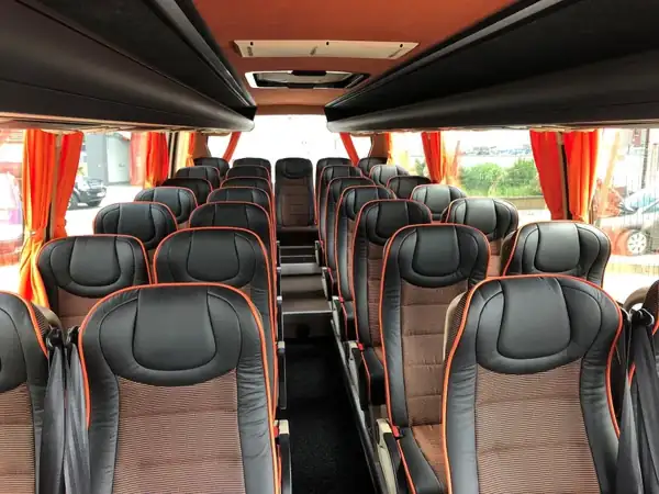 Iveco Midibus 29+1 photo 2